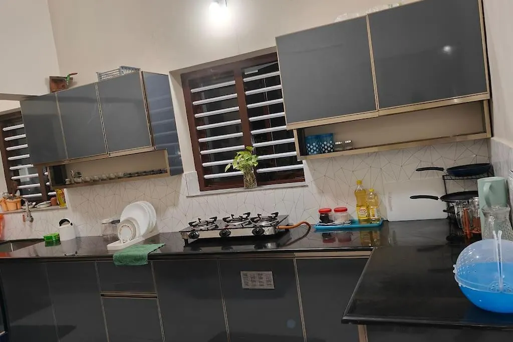Krishnarpanam 2Bhk Villa In Guruvayoor- Only For Families Guruvāyūr インド